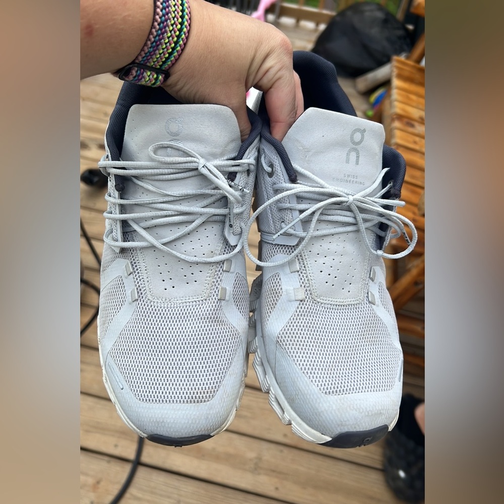 Men’s on cloud